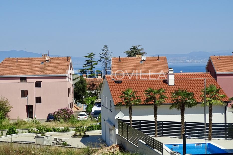 Krk, Malinska, dvosoban stan od 124,59m2m2 s vanjskim bazenom i pripatkom - cover