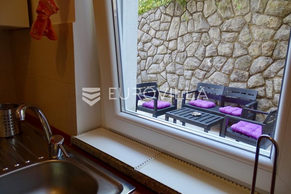 Kastav, Brestovice, dvosoban stan 75m2 s velikom terasom - cover