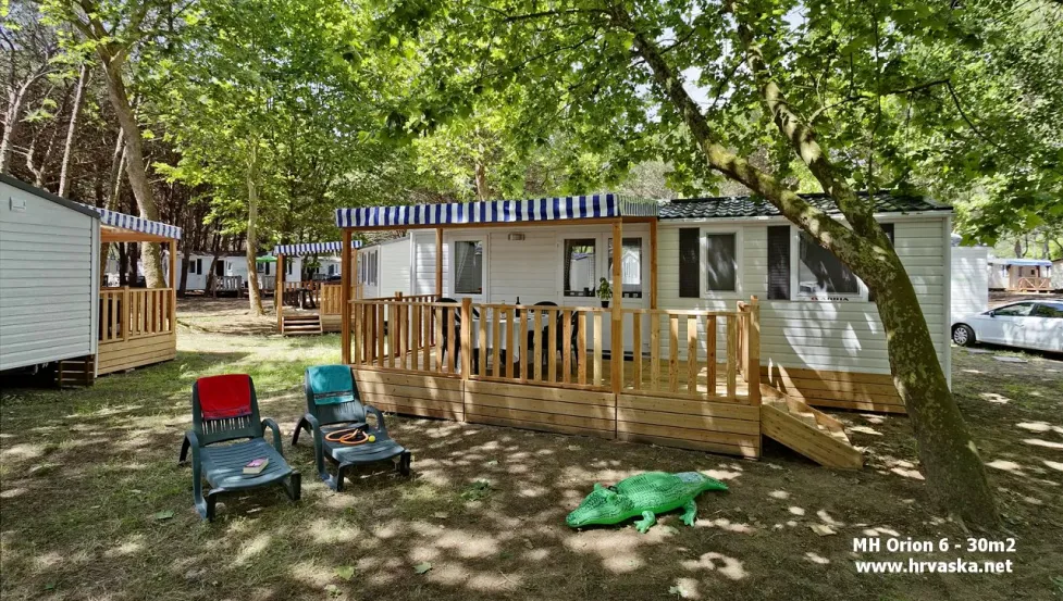MOBILNE KUČICE LANTERNA PREMIUM CAMPING RESORT (K) - cover