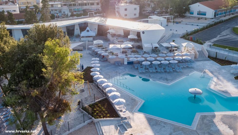 MOBILNE KUĆICE - FALKENSTEINER PREMIUM CAMPING ZADAR - cover