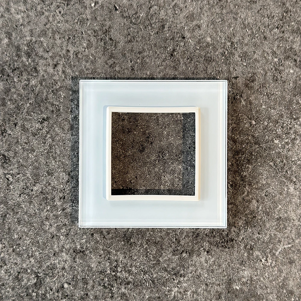 LIVOLO STAKLENI OKVIRI ZA MODULARNE UTIČNICE I PREKIDAČE - cover