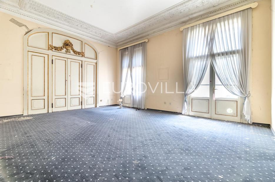 Zagreb, strogi centar, blizina Zrinjevca, četverosoban stan 134 m2 u prekrasnoj palači - cover