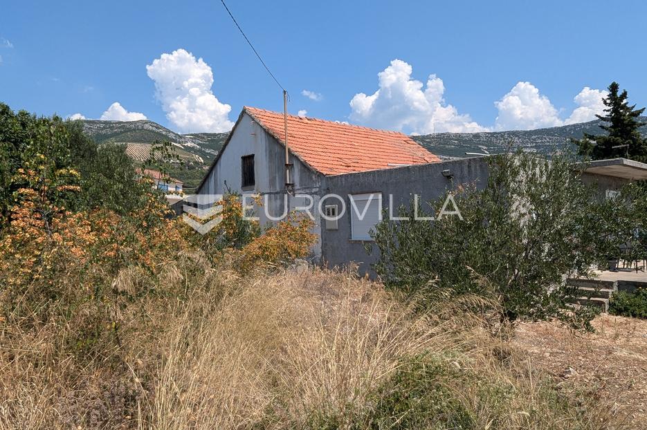 Kaštel Novi, Rudine, kuća NKP 120 m2, na zemljištu površine 767 m2 - cover