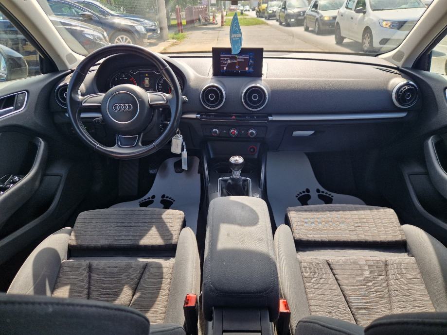 Audi A3 1,6 TDI SPORT LED+XENON NAVI REG. DO 3/25 **GARANCIJA** - cover