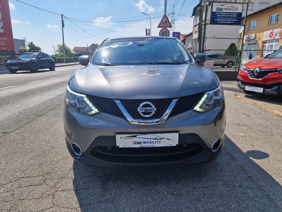 Nissan Qashqai 1,6 dCi AUTOMATIK ACENTA NAVI KAMERA **GARANCIJA** - cover
