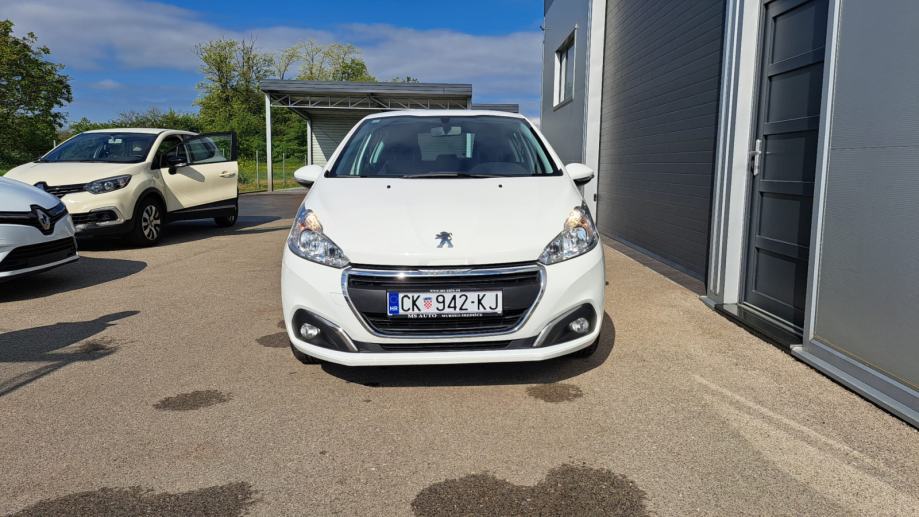 Peugeot 208 1,5 BlueHDI - cover