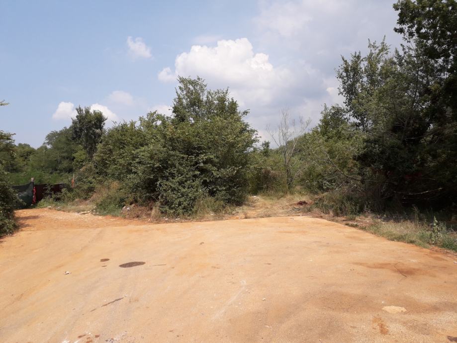 Građevinsko zemljište, Bratovići, 16909 m2 + 40342 m2 - cover