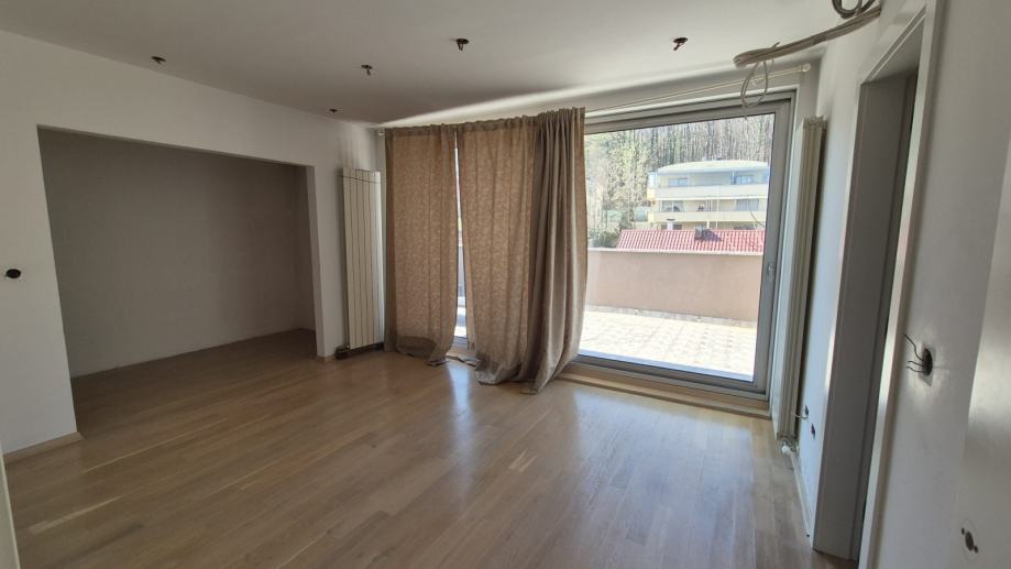 Stan: Zagreb Mlinovi, 137.00 m2 (prodaja) - cover