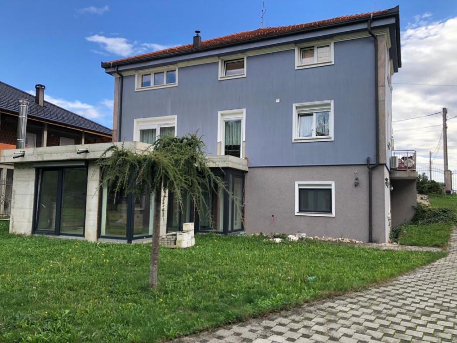 Kuća: Dugo Selo, 330.00 m2 (prodaja) - cover