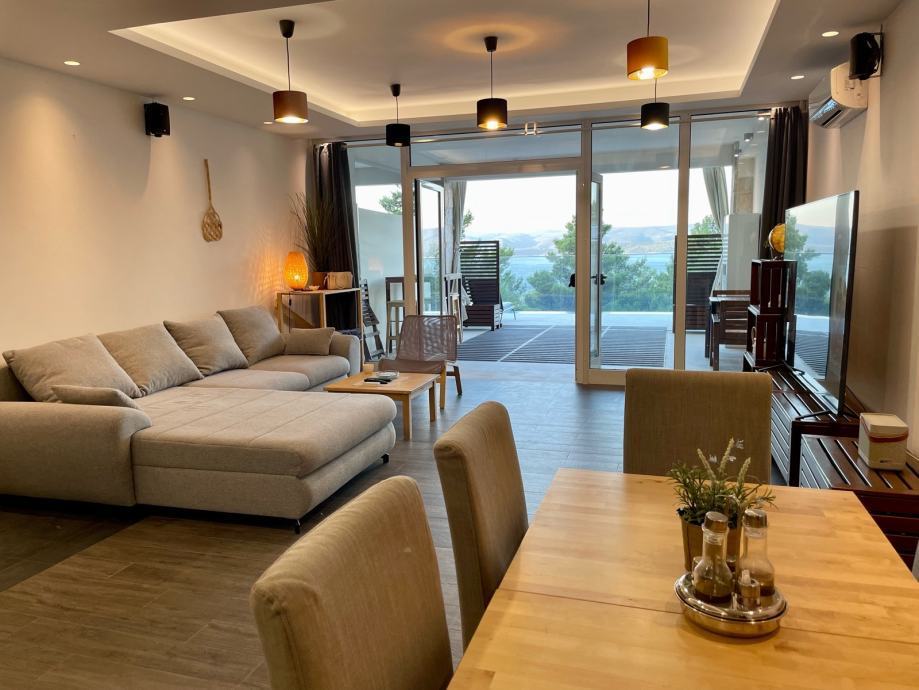 Stan: Mimice, 120.00 m2 NOVO U PONUDI, ODLIČAN STan (prodaja) - cover