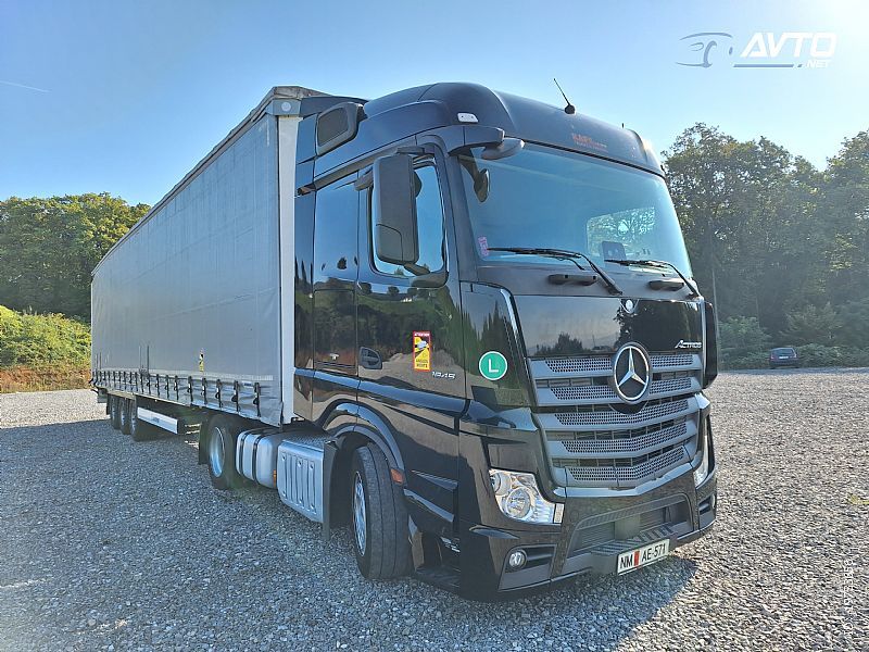 Mercedes-Benz Actros 1845 + KRONE prikolica - cover