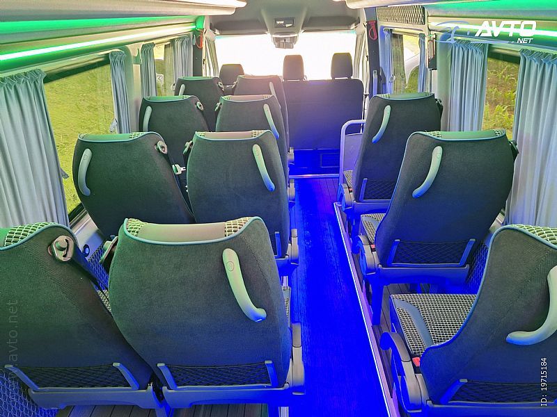 Mercedes-Benz Sprinter 517 - cover