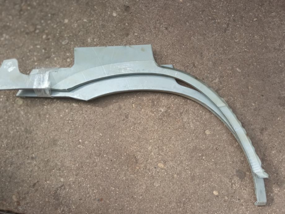 Mitsubishi Outlander 2002-2006-Rubnjaci zadnji Novo!!! - cover