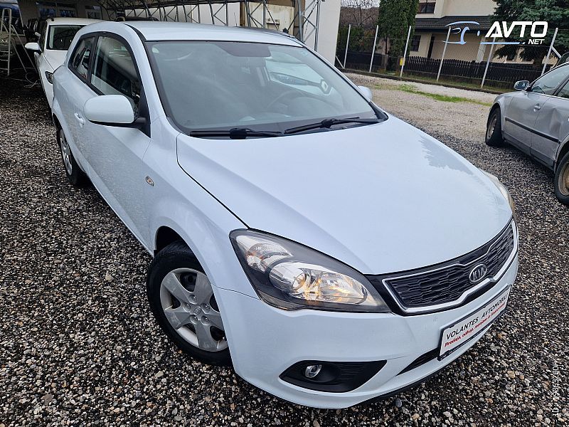 Kia Ceed  1.4 BEZ DEPOZITA - cover