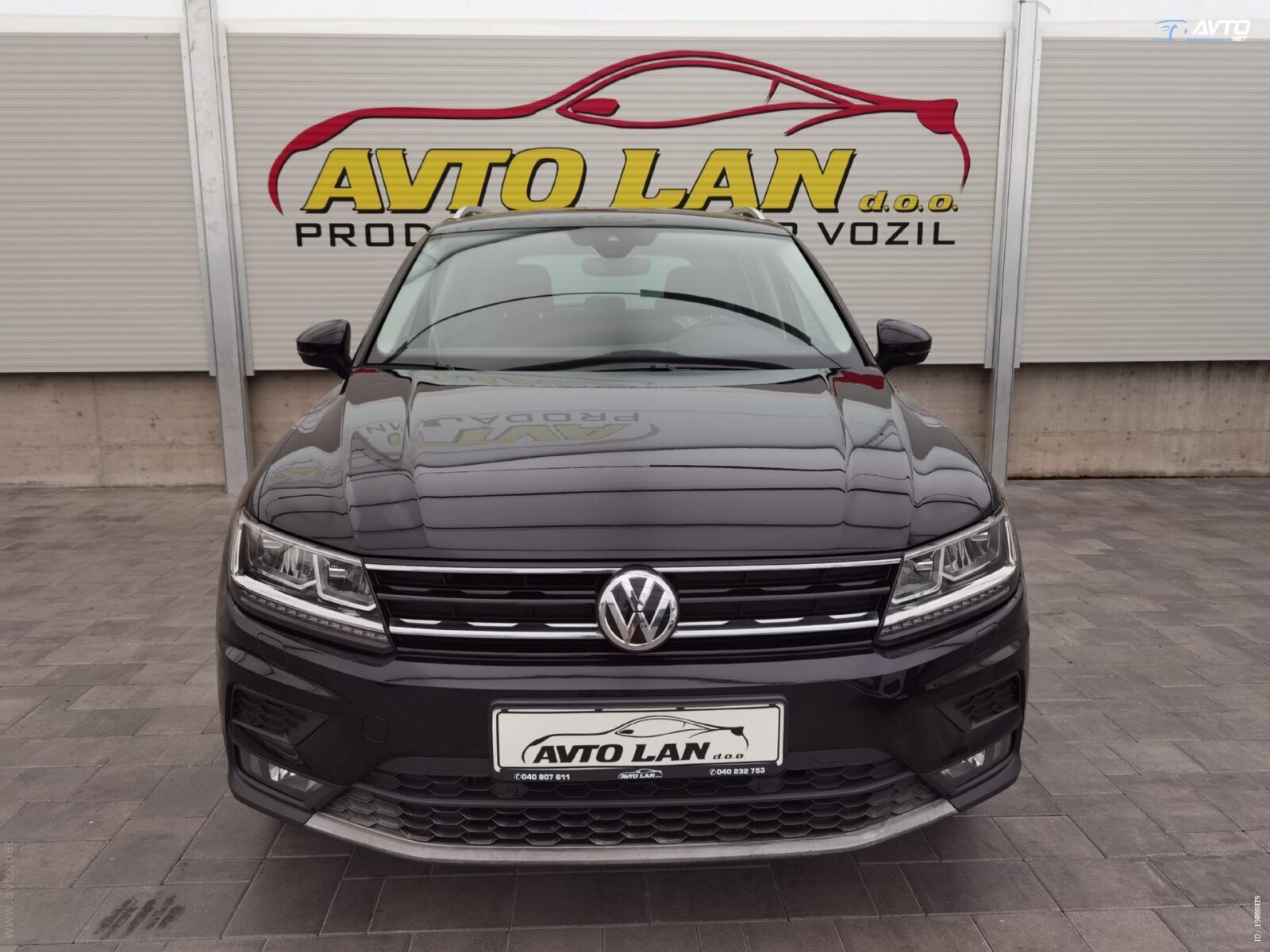 Volkswagen Tiguan 2.0 TDI SCR 4MOT. BMT avt. POTPUNO LED. NAVI - cover