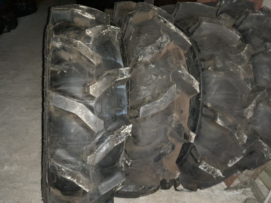 Gume za traktor 11,2-R20 Armour - cover