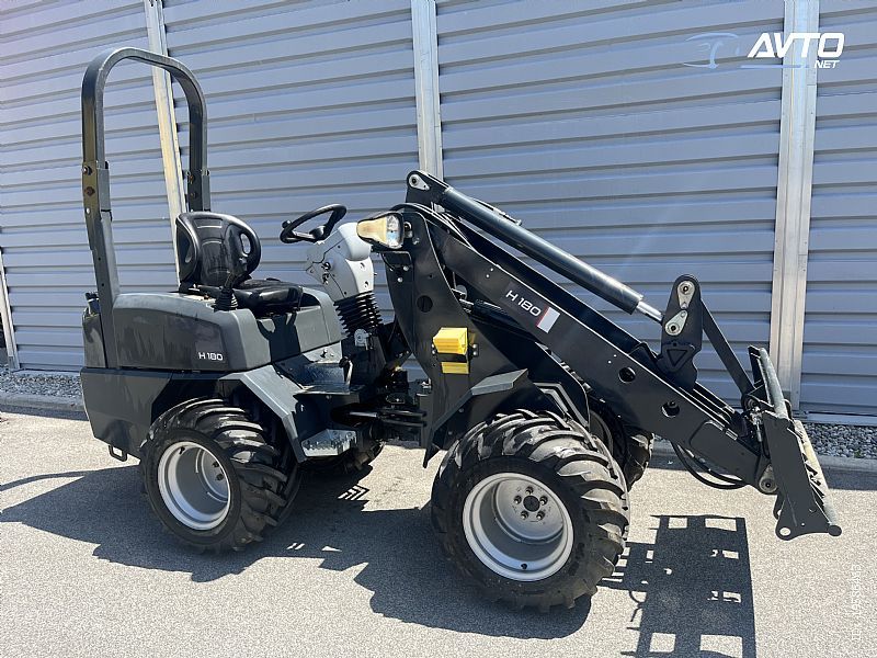 POLJOPRIVREDNA MEHANIZACIJA H 180 - cover