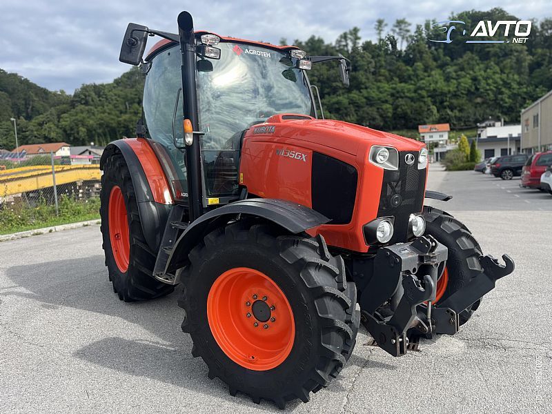 TRAKTOR Kubota M135GX-S SA GARANCIJOM - cover