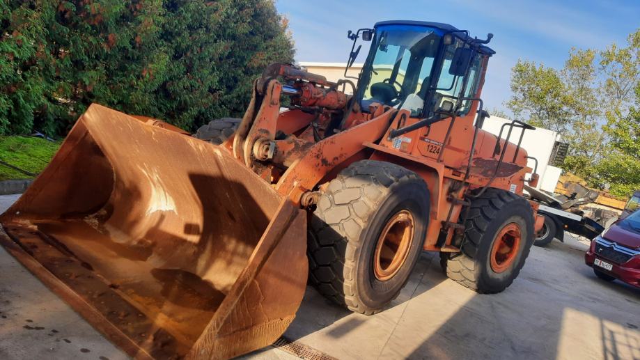 Fiat Hitachi 19tona god 2000 - cover