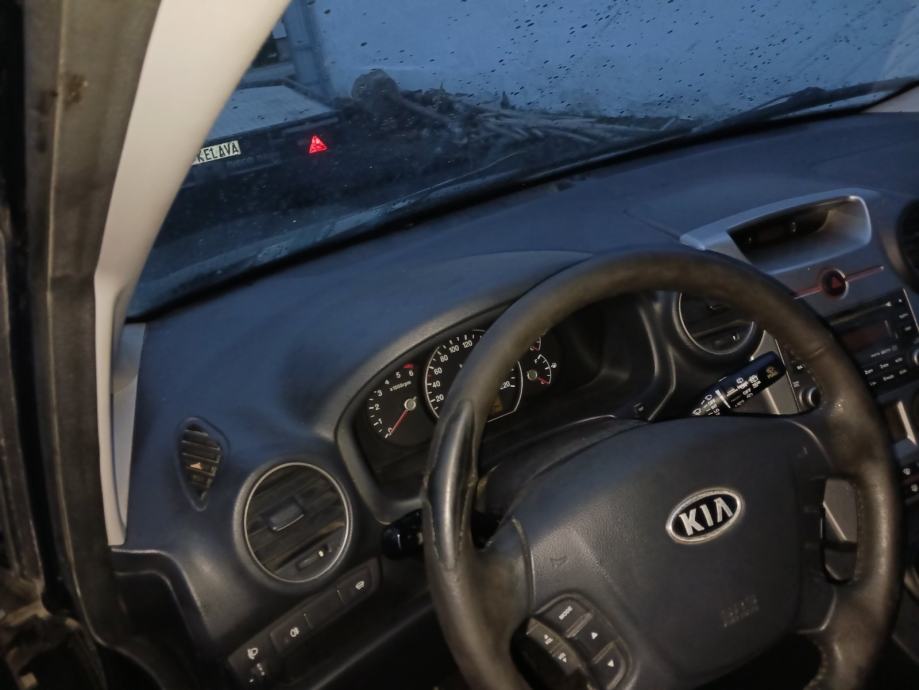 KIA CARENS 2,0 103 kw DIESEL 2009g!!! prodaja dijelova !!! - cover