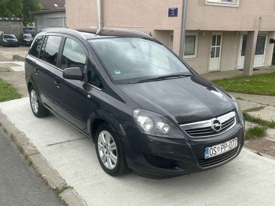 Opel Zafira 1,7 CDTI TEMPOMAT AUTOMATSKA KLIMA NA IME KUPCA - cover