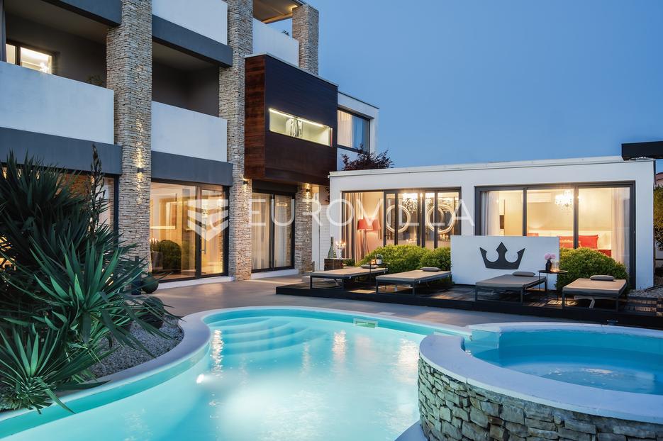 Istra, Medulin, Boutique hotel s uhodanim poslom - cover