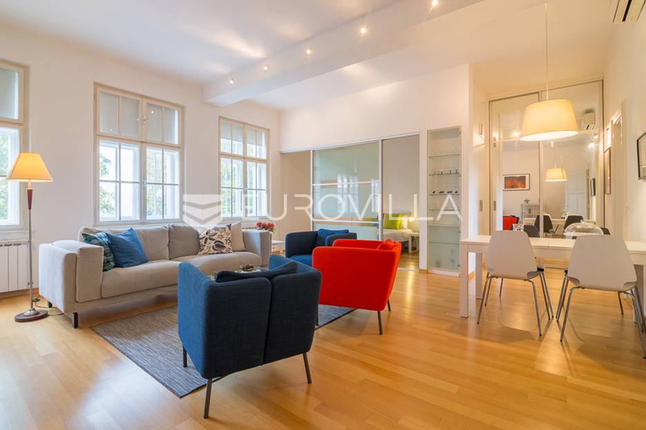 Centar Švearova uređen trosoban stan 80m2 za najam - cover