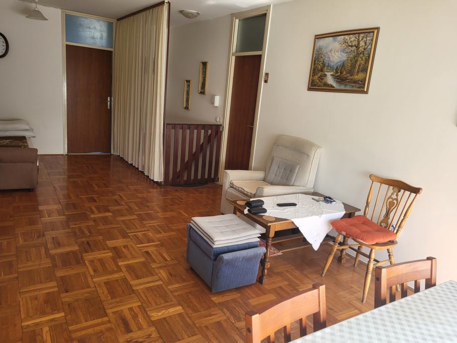 Dugave, 63 kvadrata, dvosoban, mogućnost dodatne sobe, lift, zelenilo! (prodaja) - cover