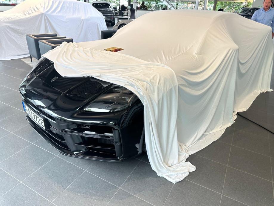 Porsche Panamera Turbo E-Hybrid **NOVI MODEL** - cover