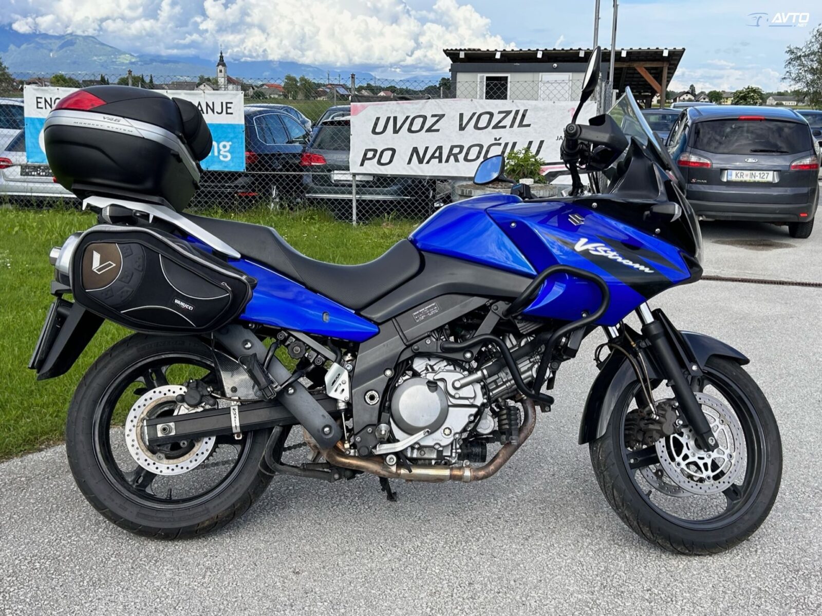 Suzuki DL650 V-STROM - cover