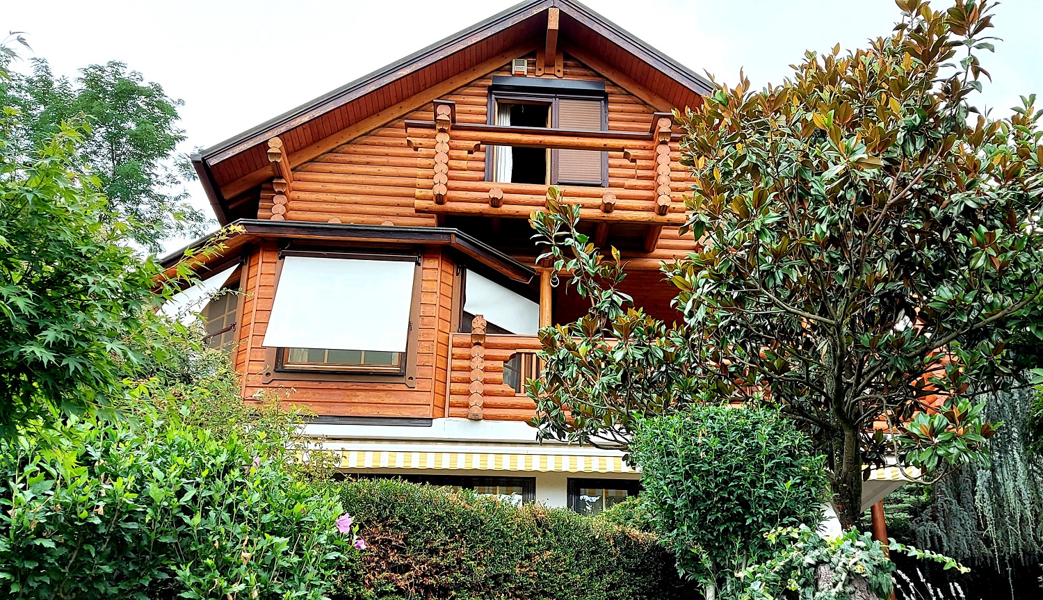 Kuća: Zagreb (Stenjevec), samostojeća drvena Honka,120.00 m2 (prodaja) - cover