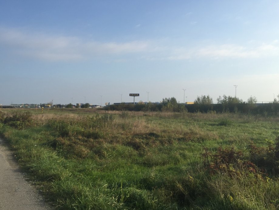 Zemljište, 23.000 m2, u poslovnoj zoni istok-Dumovec, nasuprot IKEA - cover