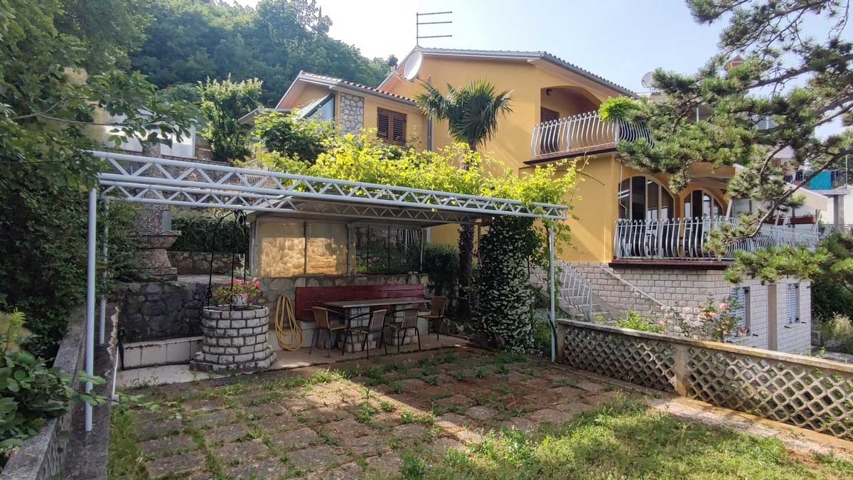 Istra, Plomin, mjesto Načinovići, samostojeća kuća s pogledom na more - cover