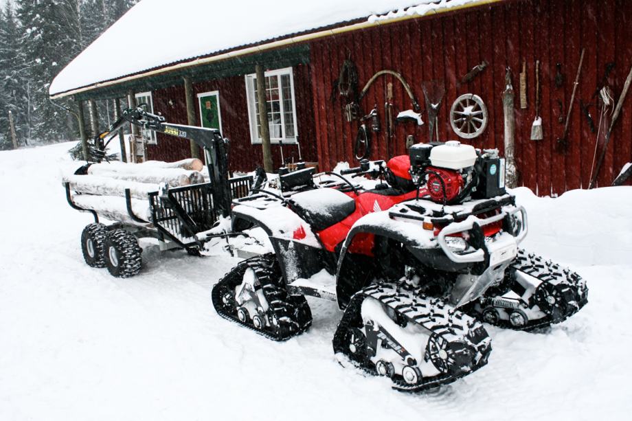 GOLJAT mala šumska prikolica 2t sa kranom VAHVA JUSSI ATV TRAKTOR UTV - cover