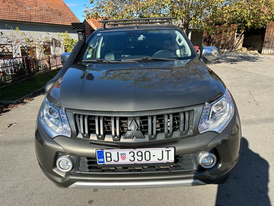 Mitsubishi L200 2.4 DI-D - cover