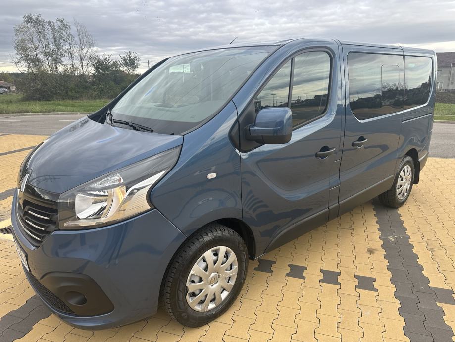 RENAULT TRAFIC 7+1   rent-A-car iznajmljivanje vozila+vozac po potrebi - cover
