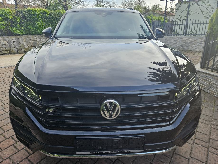 VW Touareg V6 TDI BMT automatik - cover