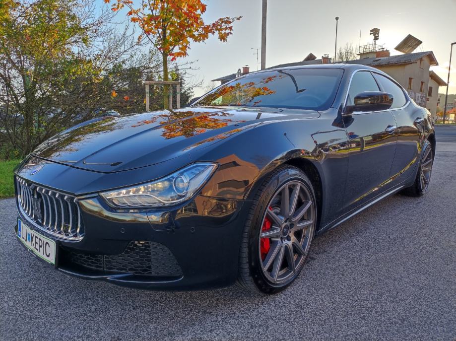 Maserati Ghibli 3.0d automatik - cover