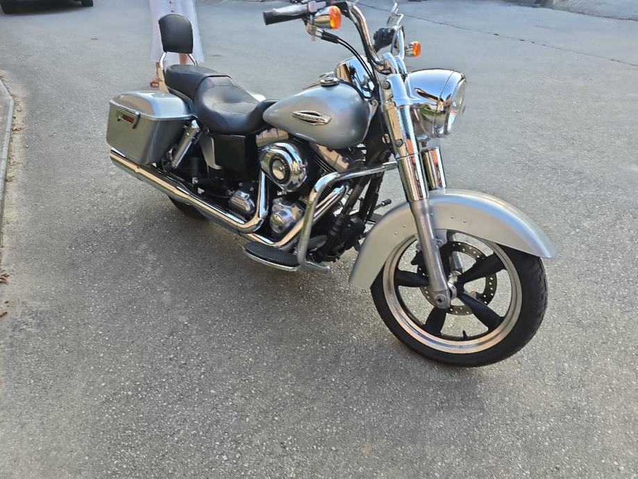 Harley Davidson DAYNA switchback 1690 cm3, 2012 god. - cover