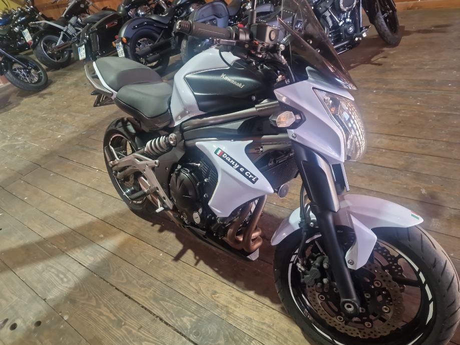 Kawasaki er6n 600 cm3, 2012 god. - cover