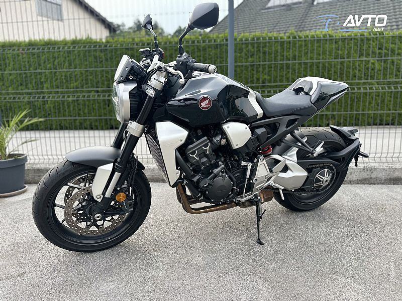 Honda CB1000R CB 1000 R FULL OPTIONAL 998 cm3, 2018 god. - cover