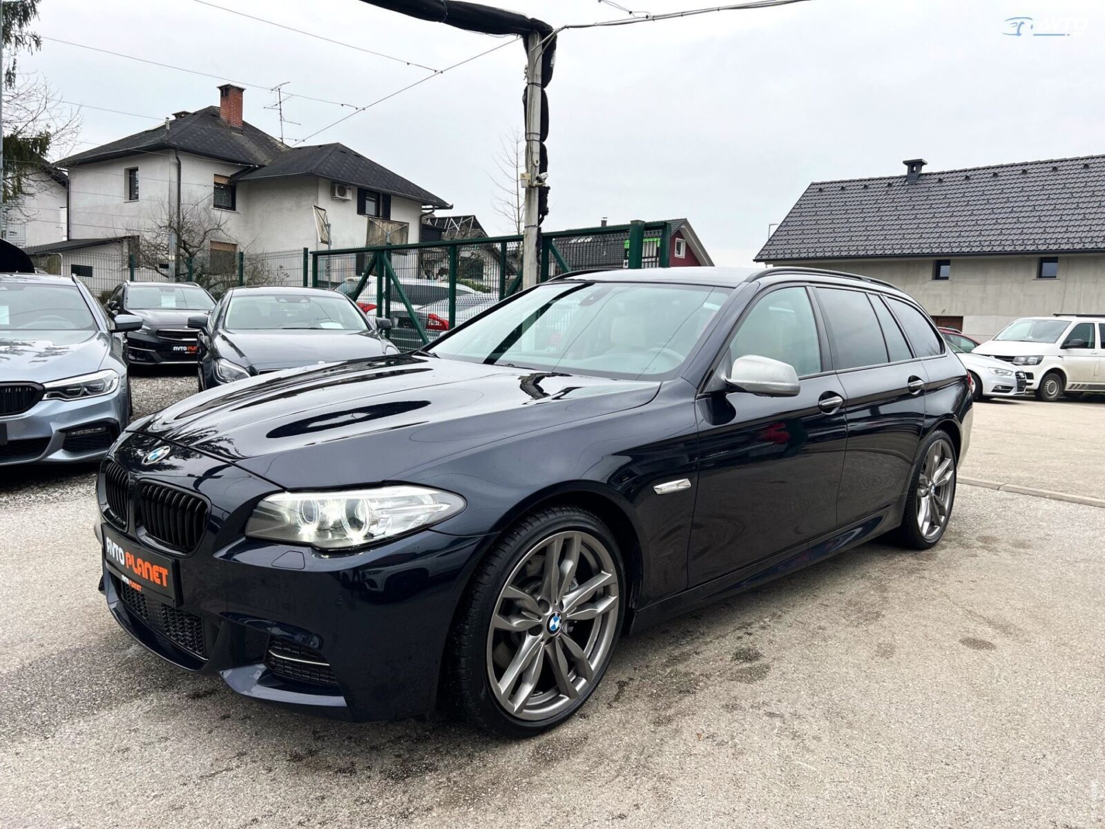 BMW serije 5 Touring:  530d AUT. M PAKET LED XENON KOŽA NAVI.PROF ALU 20 - cover