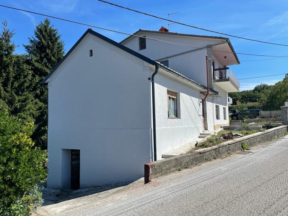 Stan: Viškovo, 157.00 m2 (prodaja) - cover