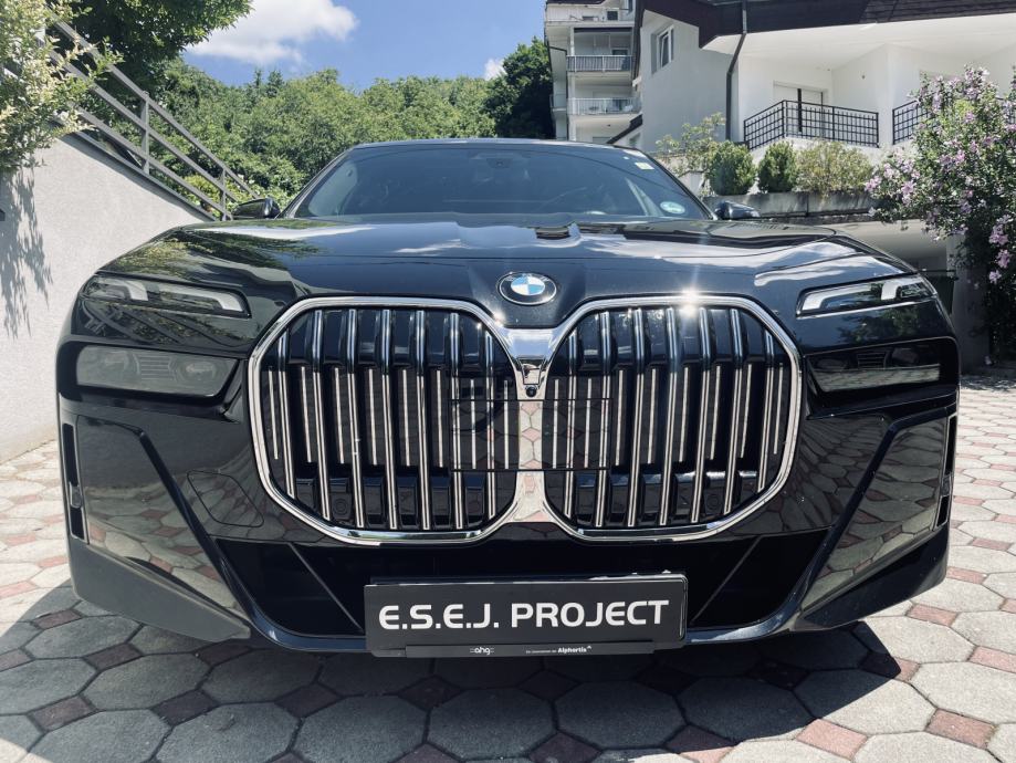 BMW 740 d xDrive M-Sport PRO Iconic Glow SKY LOUNGE/HEAD UP/2023. - cover