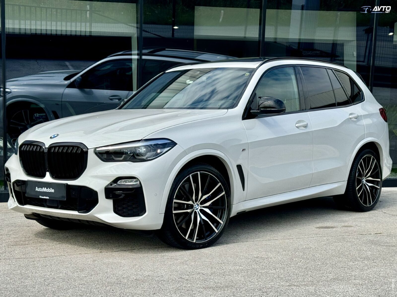 BMW serija X5:  M-OPTIKA-PANO-KAMERA-GLAVA GORE-KEYLESS GO-1.LASTNIK- - cover