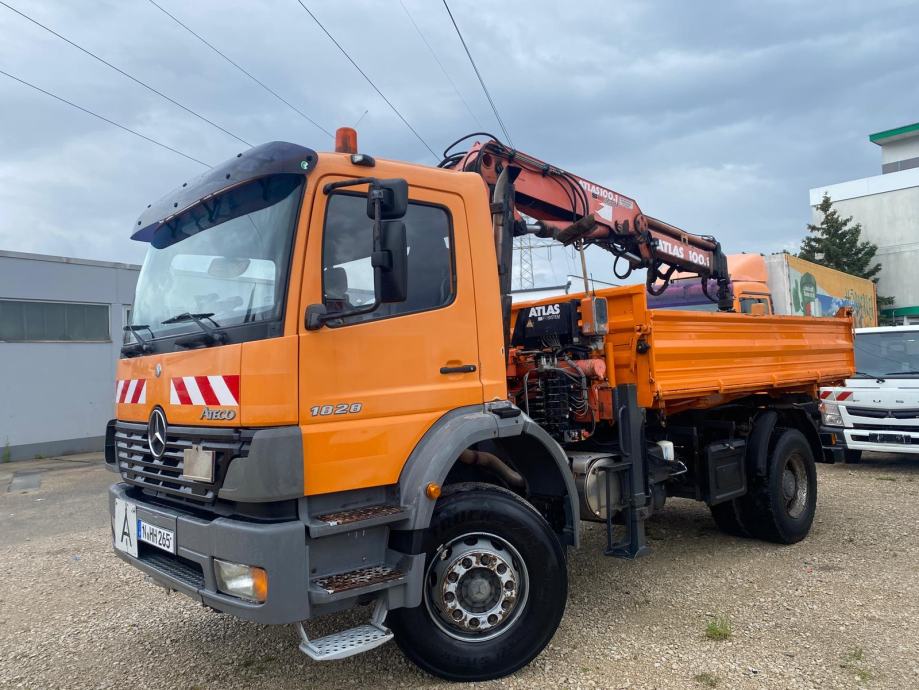 Mercedes Atego 1828 kran, 2002 god. - cover