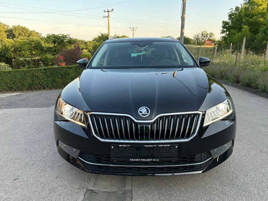 Škoda Superb Combi 2,0 TDI DSG automatik - cover