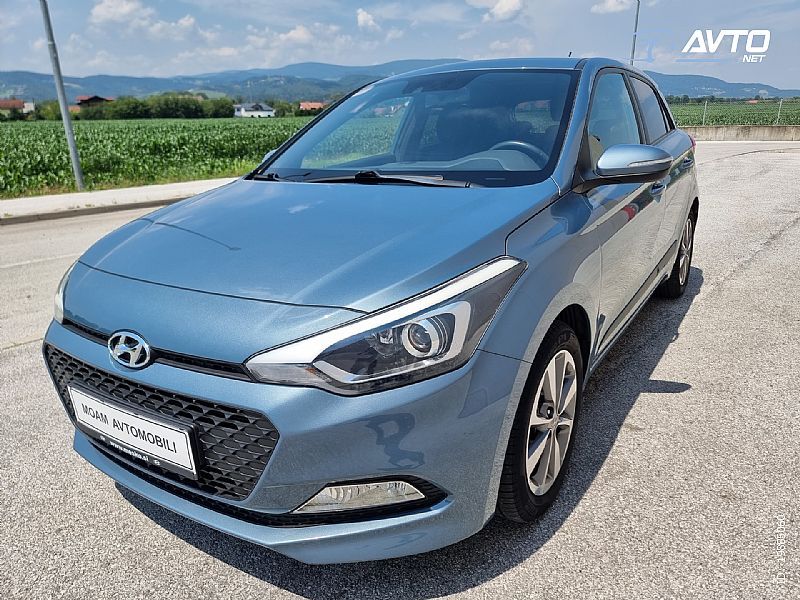 Hyundai i20  PREMIUM 1 KAO NOV 33000KM - cover