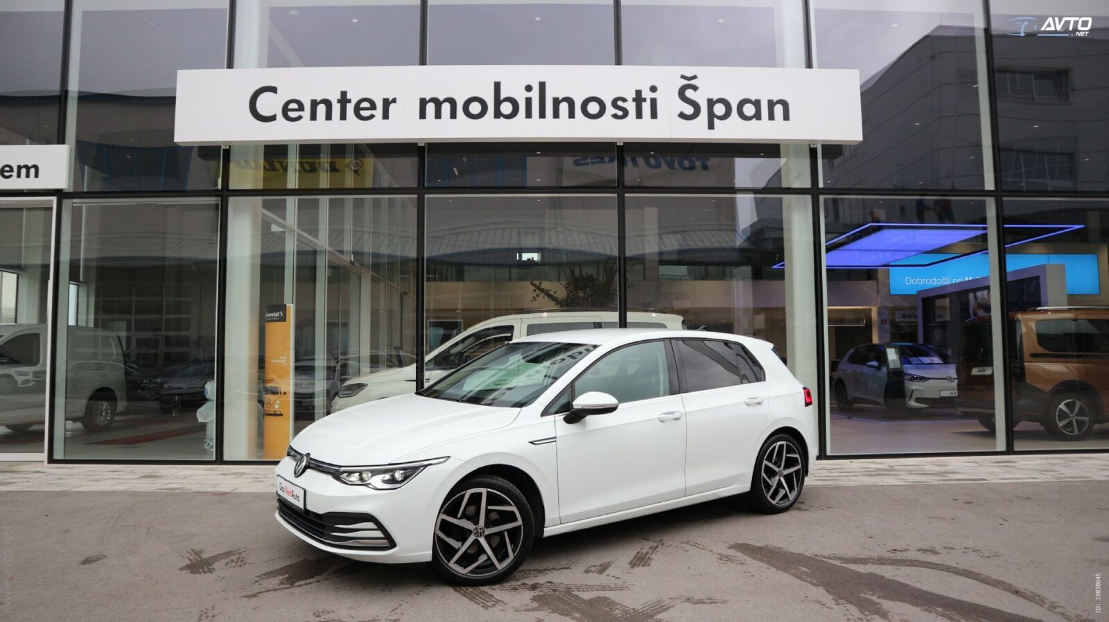 Volkswagen Golf 1.5 eTSI AVT. Stil 150KM +iQ.LED NAVI SLO 1.OWN - cover
