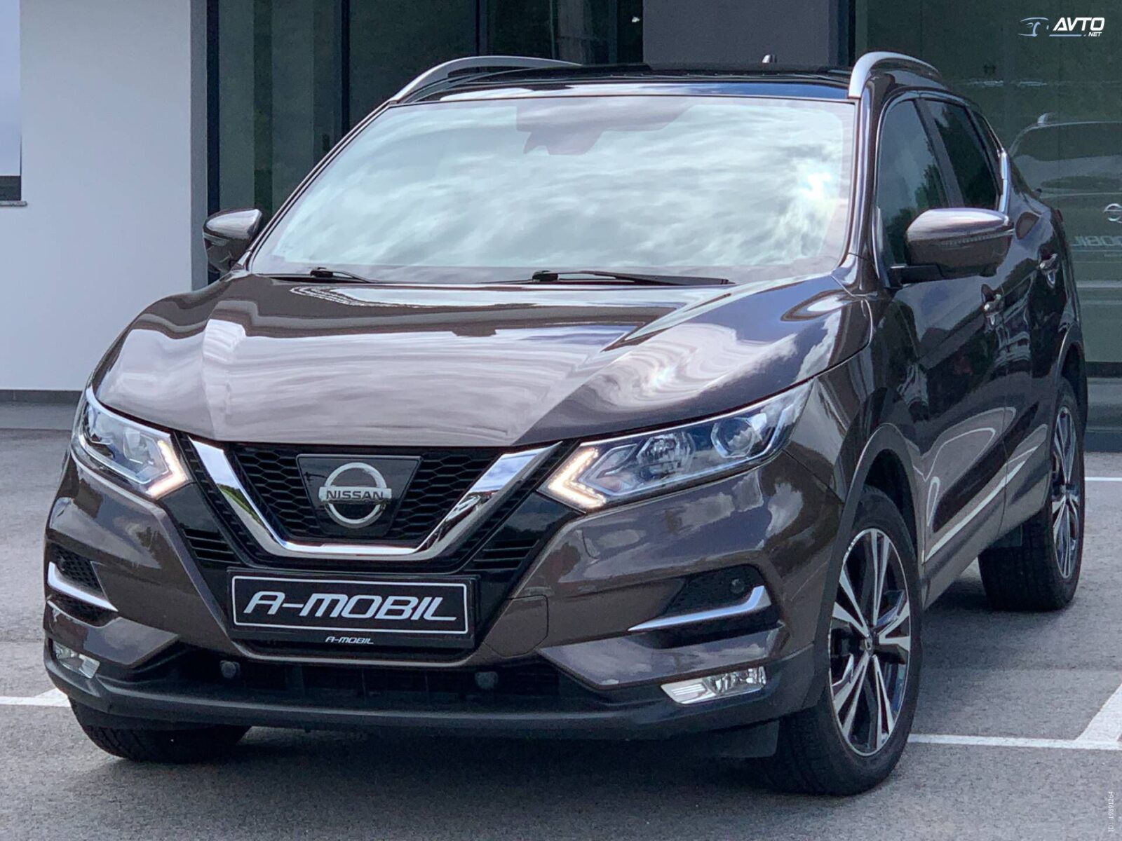Nissan Qashqai 1.6 DIG-T N-CONNECTA 1 VLASNIK-SLOVENSKO VOZILO - cover